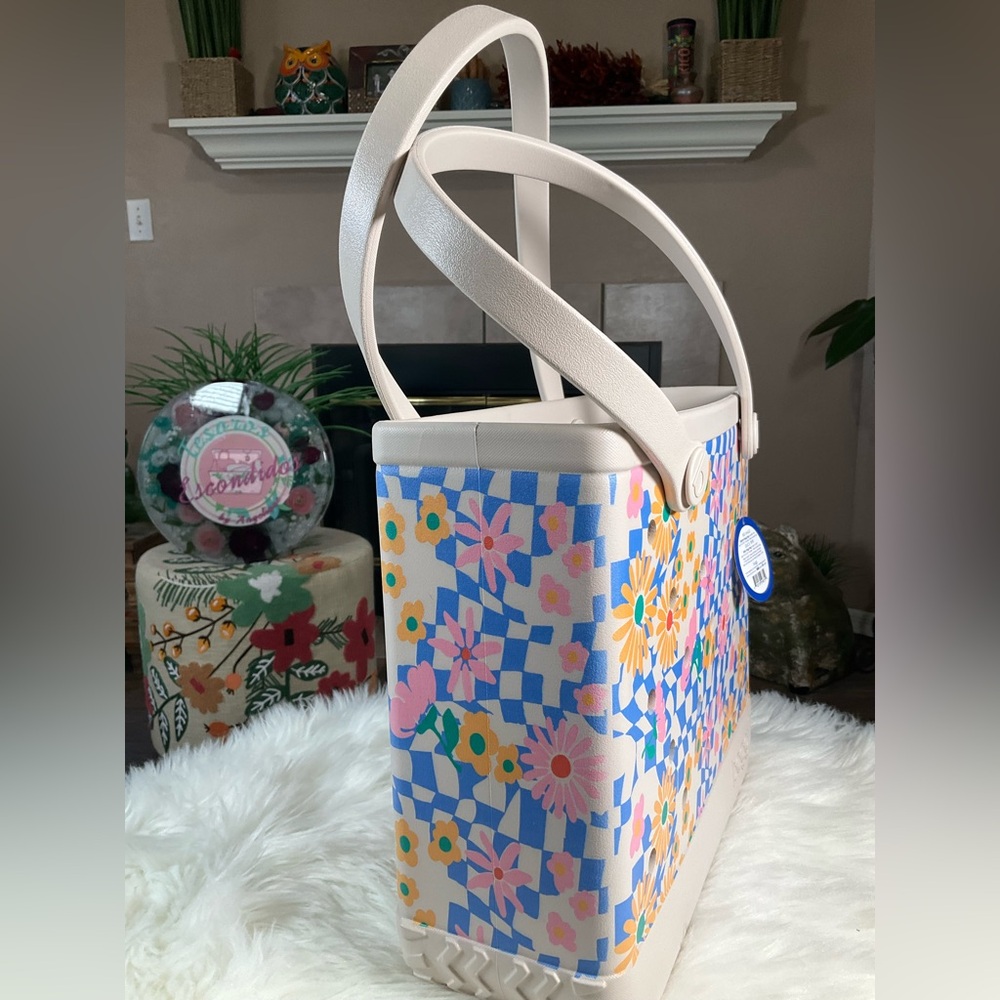 NWT Baby BOGG Bag- Blue Saffron Check’er Out Floral Tote - Picture 2 of 8